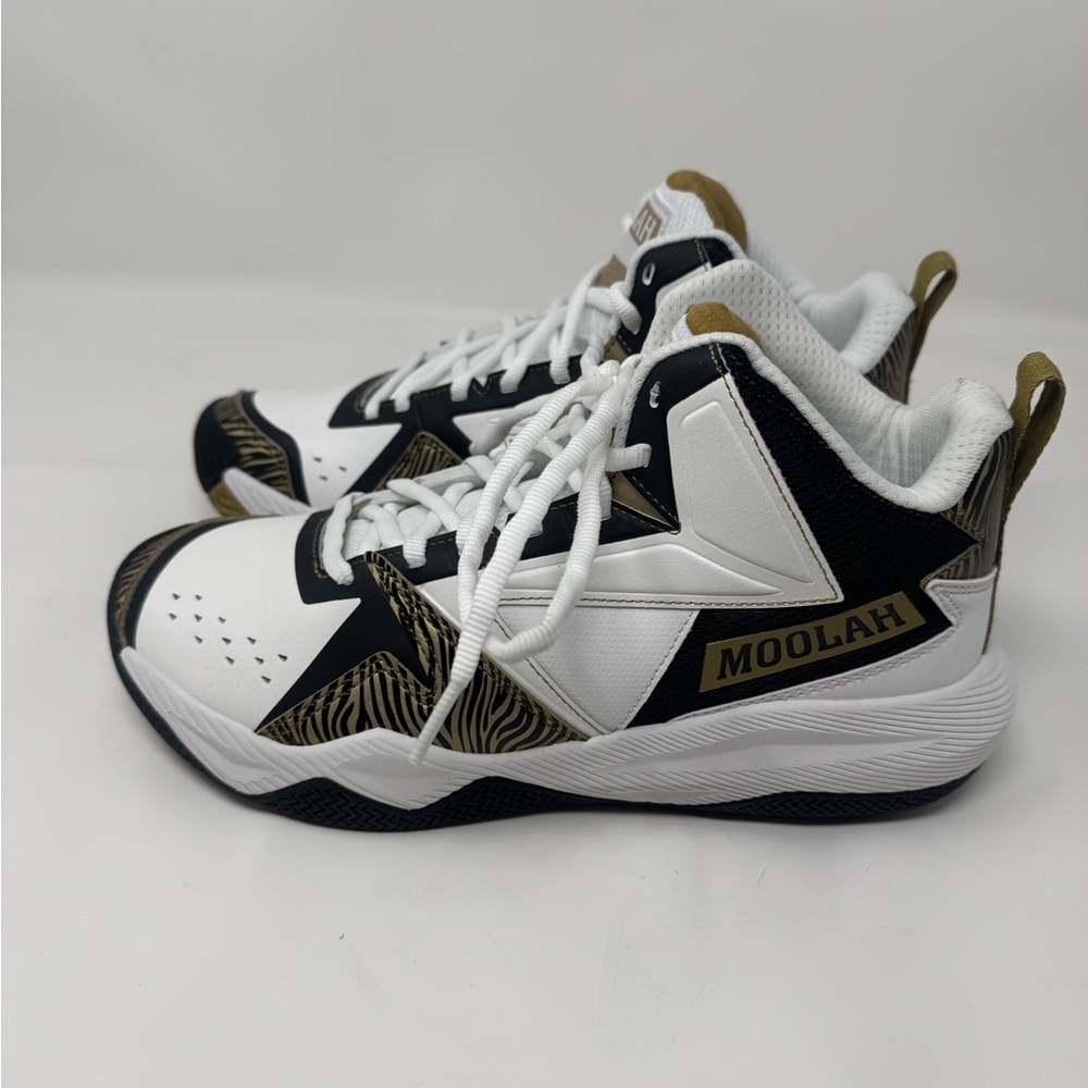 Moolah press break for kids size 7Y US